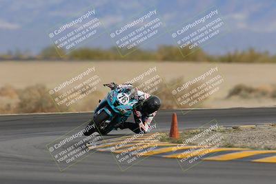 media/Dec-17-2022-SoCal Trackdays (Sat) [[224abd9271]]/Turn 15 (155pm)/